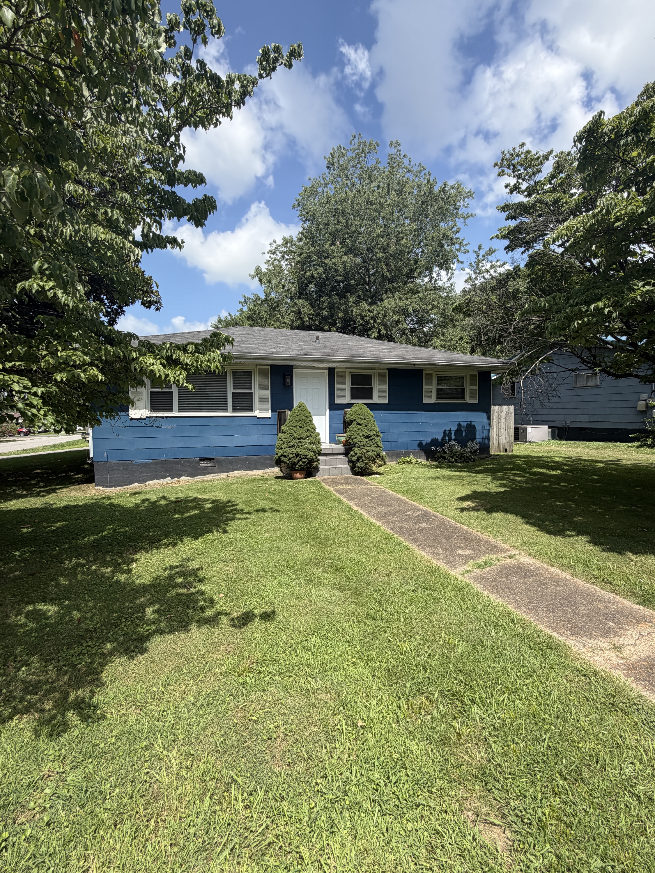 1617 South Mack Smith Road